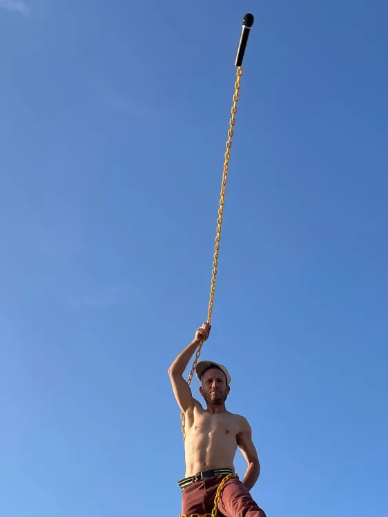 ניסים הליצן אומר את כל האמת